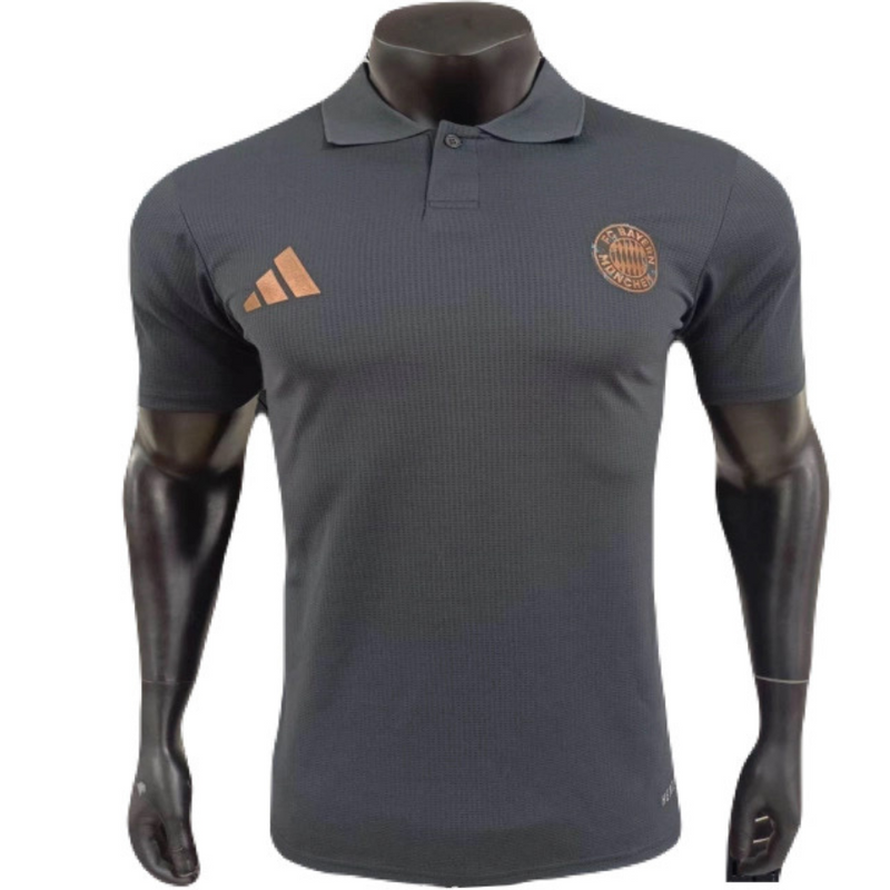 POLO BAYERN MUNICH 25/26 HOMBRE (VERSIÓN JUGADOR)