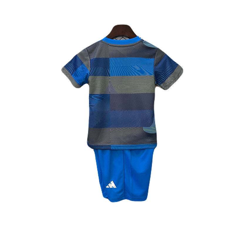 REAL MADRID ENTRENAMIENTO 25/26 CONJUNTO INFANTIL