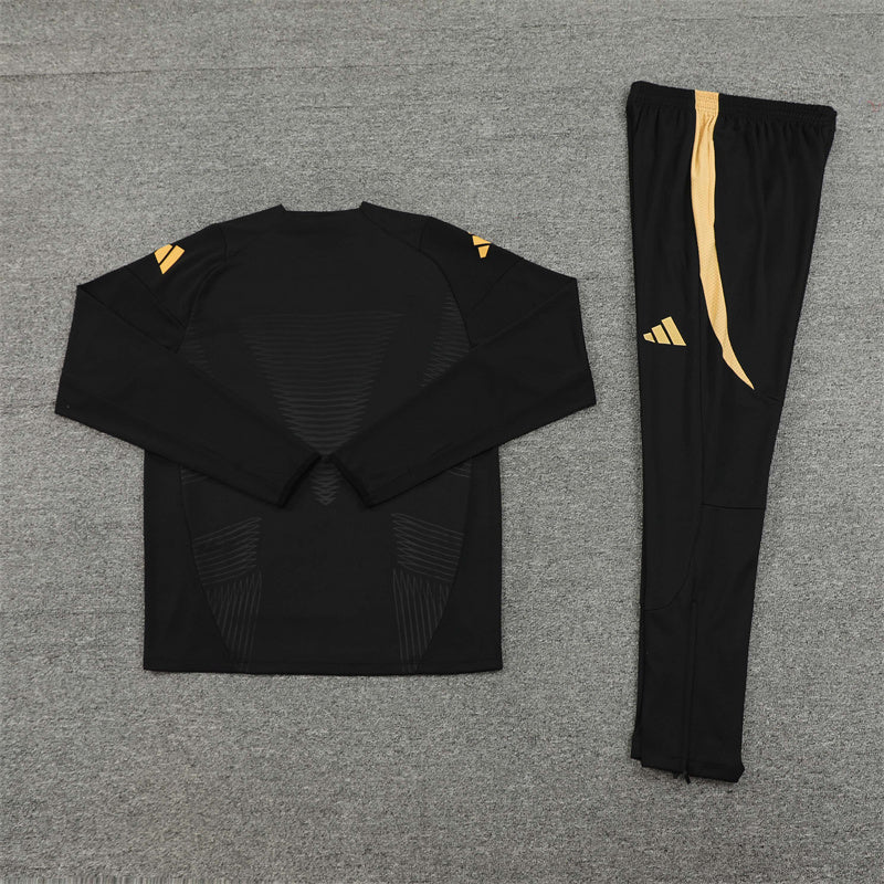CONJUNTO LARGO REAL MADRID ENTRENAMIENTO 24/25 HOMBRE