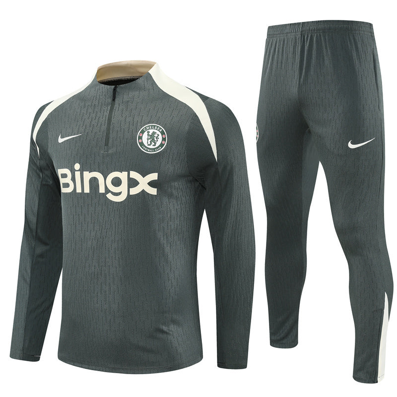 CONJUNTO LARGO CHELSEA ENTRENAMIENTO 25/26 HOMBRE