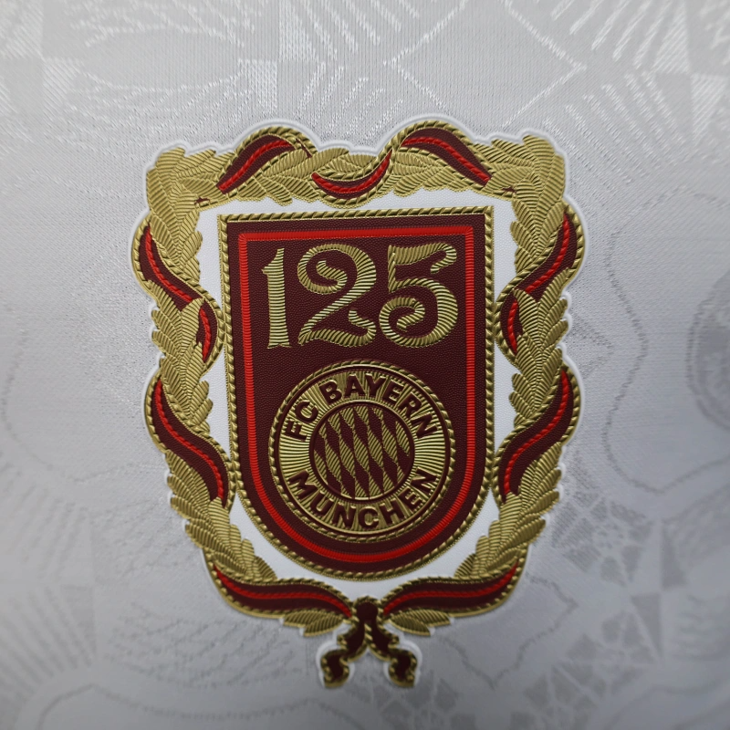 BAYERN MUNICH 125 AÑOS 25/26 HOMBRE (VERSION JUGADOR)