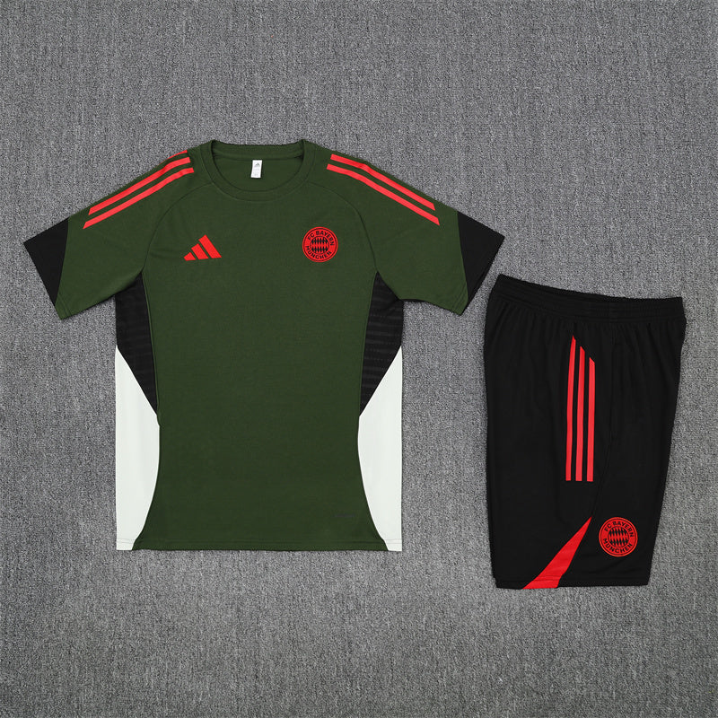 BAYERN MUNICH CONJUNTO ENTRENAMIENTO 25/26 HOMBRE