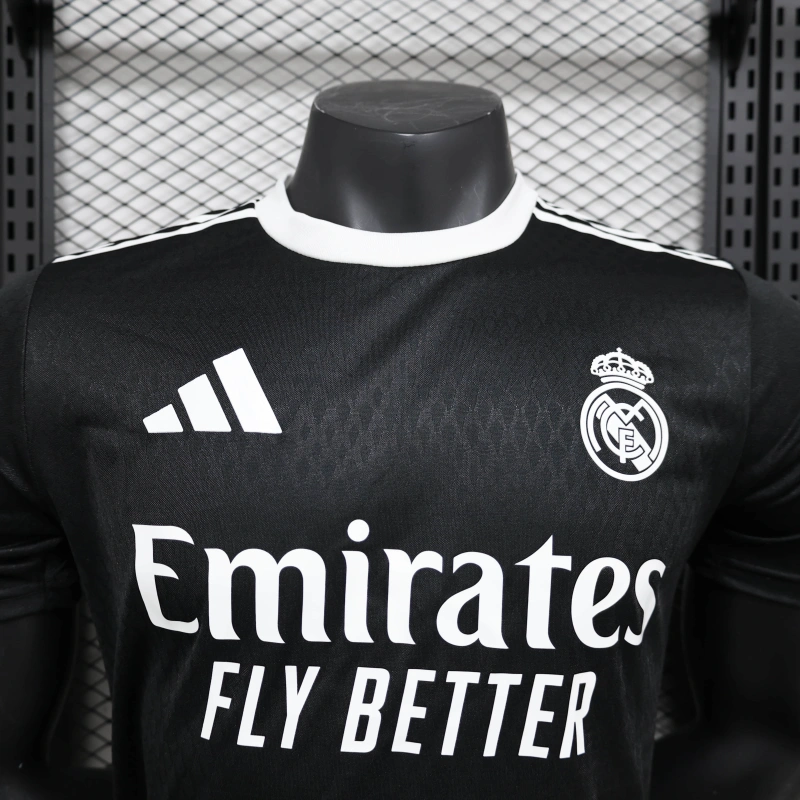 REAL MADRID EDICIÓN LIMITADA 25/26 HOMBRE (VERSIÓN JUGADOR)
