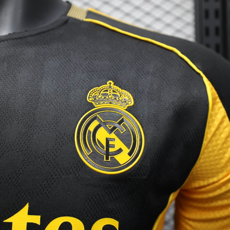 REAL MADRID EDICIÓN ESPECIAL 25/26 HOMBRE (VERSIÓN JUGADOR)