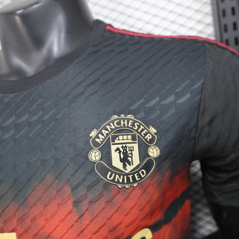MANCHESTER UNITED ENTRENAMIENTO 25/26 HOMBRE (VERSIÓN JUGADOR)