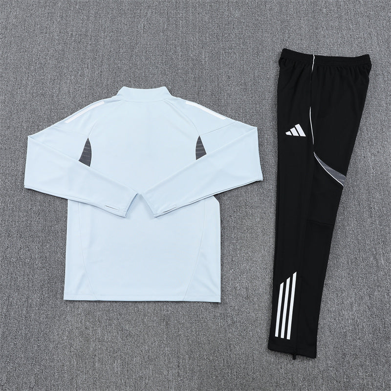 CONJUNTO LARGO JAPÓN ENTRENAMIENTO 25/26 HOMBRE