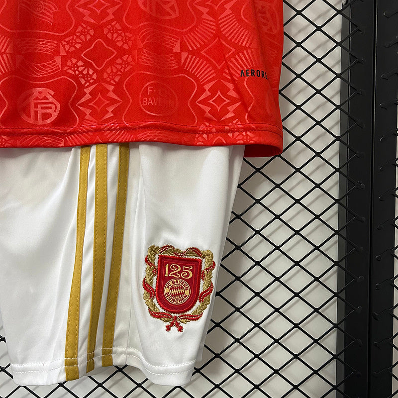 BAYERN 125 AÑOS 25/26 CONJUNTO INFANTIL