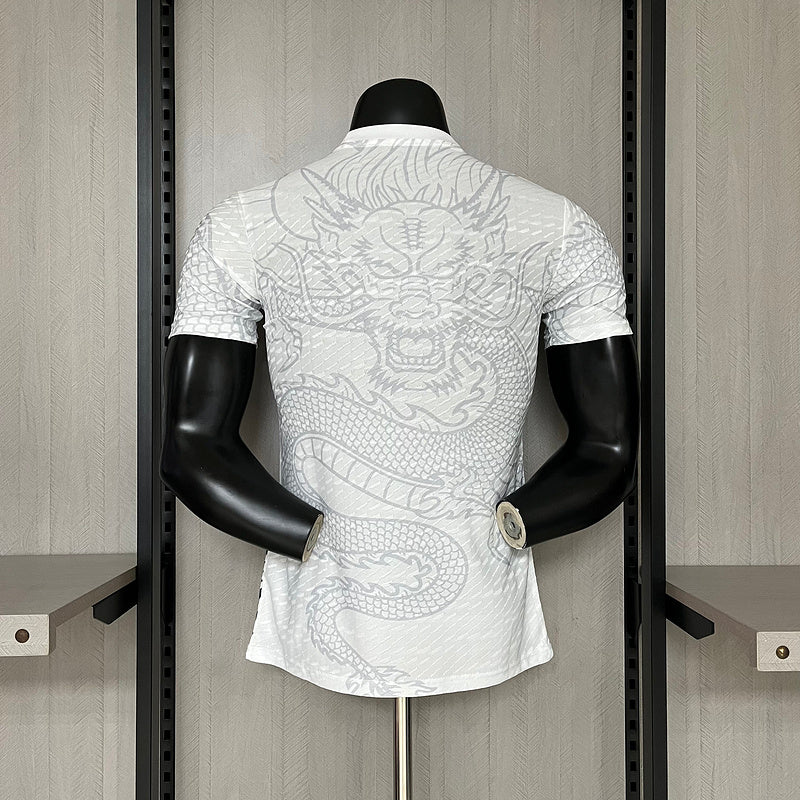 CAMISETA REAL MADRID EDICIÓN DRAGÓN 24/25 HOMBRE (VERSIÓN JUGADOR)