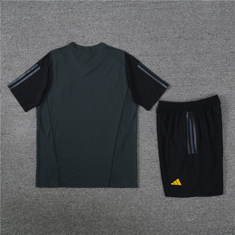 CONJUNTO CORTO REAL MADRID ENTRENAMIENTO 23/24 HOMBRE