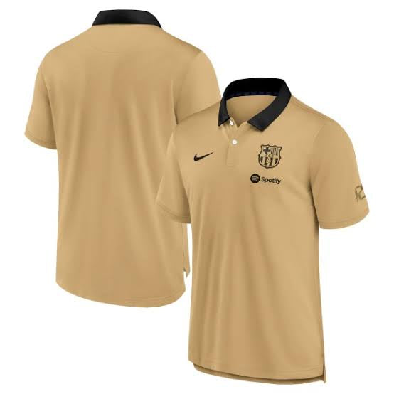 Polo Barcelona, Polo FC Barcelona, Polo Barcelona 24/25, Camisa Barcelona, Camisa fútbol Barcelona, Polo masculina, Polo marrón Barcelona, Polo oficial Barcelona, Moda masculina FC Barcelona, Camisa oficial Barcelona, Polo 24/25 FC Barcelona, Camiseta FC Barcelona masculina, Camisa polo Barcelona 2025.